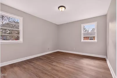 408 Oak Street, Smithfield, NC 27577 - Photo 9