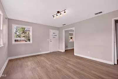 408 Oak Street, Smithfield, NC 27577 - Photo 7