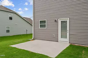 827 Biltmore Dr, Sanford, NC 27332 - Photo 33