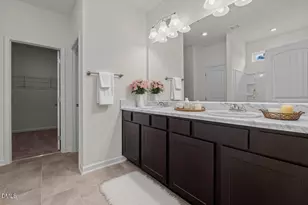 827 Biltmore Dr, Sanford, NC 27332 - Photo 17