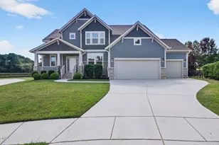 1014 Black River Dr, Zebulon, NC 27597 - Photo 1