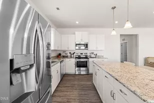 17 Geneva Cir, Benson, NC 27504 - Photo 11