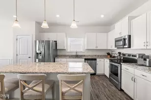 17 Geneva Cir, Benson, NC 27504 - Photo 9