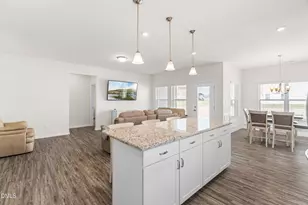 17 Geneva Cir, Benson, NC 27504 - Photo 7