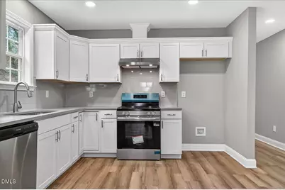 408 S Brevard Street, Selma, NC 27576 - Photo 7