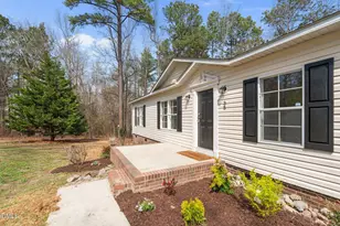 35 Athens Ct, Cameron, NC 28326 - Photo 5