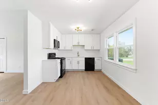 159 Hazel Dr, Burlington, NC 27217 - Photo 9