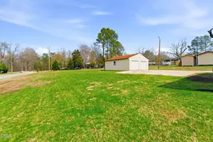 159 Hazel Dr, Burlington, NC 27217 - Photo 21