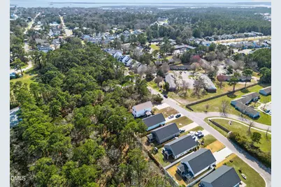 1212 N Caswell Avenue, Southport, NC 28461 - Photo 59