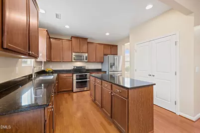 407 Glenview Lane, Durham, NC 27703 - Photo 9