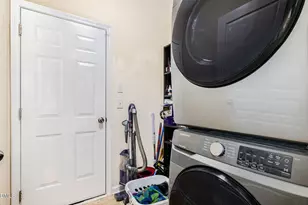 513 Dragby Ln, Raleigh, NC 27603 - Photo 13