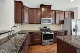 509 Pemberwich Pl, Cary, NC 27519 - Photo 17