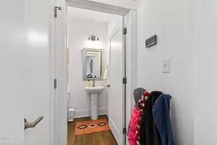 807 N Elizabeth St, Durham, NC 27701 - Photo 23