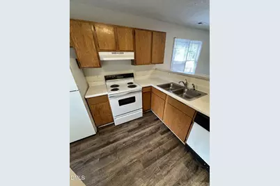 2938 Faversham Place, Raleigh, NC 27604 - Photo 5