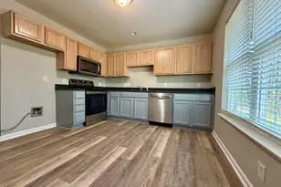 10 Red Ln, Raleigh, NC 27606 - Photo 5