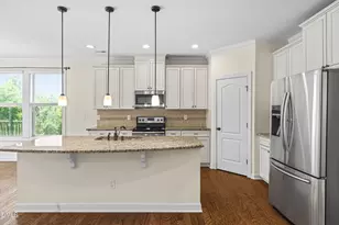155 Alamosa Pl, Cary, NC 27519 - Photo 15