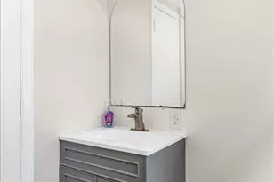 1312 W Andrews Ave, Henderson, NC 27536 - Photo 9