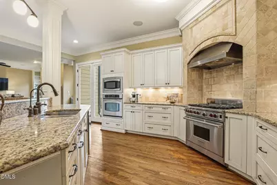 3324 Thomas Road, Raleigh, NC 27607 - Photo 9