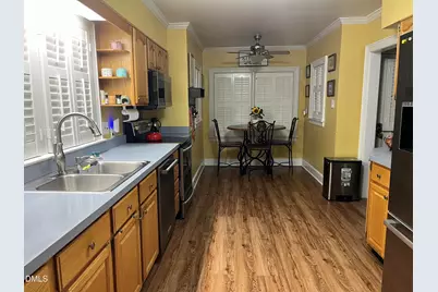 122 Lakeview Drive, Henderson, NC 27536 - Photo 11