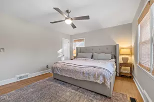 304 E Harden St, Graham, NC 27253 - Photo 15