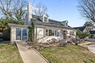 304 E Harden St, Graham, NC 27253 - Photo 25