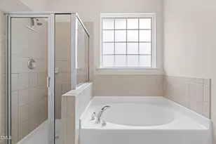 5917 Chivalry Ct, Raleigh, NC 27612 - Photo 21