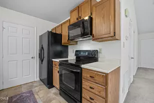 2610 Hitchcock Dr, Durham, NC 27705 - Photo 5