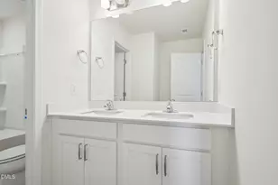 1061 Bolton Pointe Dr, Zebulon, NC 27597 - Photo 27