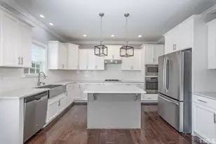 512 Walker Ranch Dr, Fuquay-Varina, NC 27526 - Photo 9