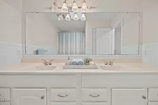 4300 Edgehill Ct, Raleigh, NC 27612 - Photo 17