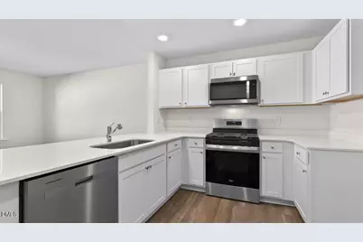 104 Clementine Street, Sanford, NC 27332 - Photo 3