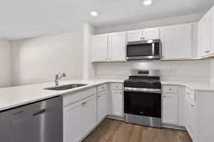 104 Clementine St, Sanford, NC 27332 - Photo 3