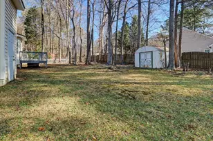 325 Wolfbridge Rd, Holly Springs, NC 27540 - Photo 17