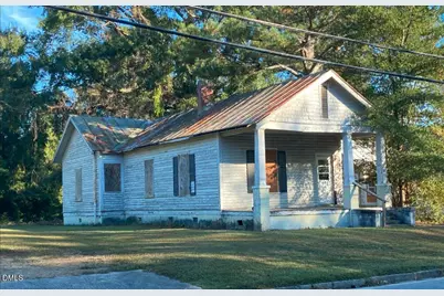 211 Fairview Avenue SW, Wilson, NC 27893 - Photo 1