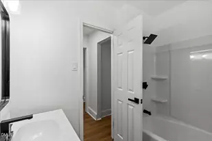 548 W Spring St, Henderson, NC 27536 - Photo 25