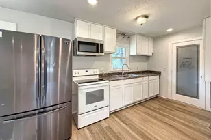 1181 McNeil St, Spring Lake, NC 28390 - Photo 5