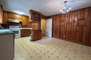 301 W Gannon Ave, Zebulon, NC 27597 - Photo 5