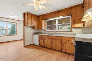 1003 Westhaven St, Dunn, NC 28334 - Photo 7