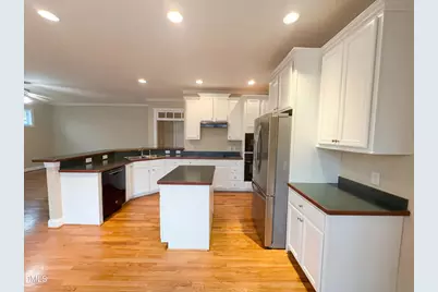 857 Ruth Circle, Fuquay Varina, NC 27526 - Photo 3