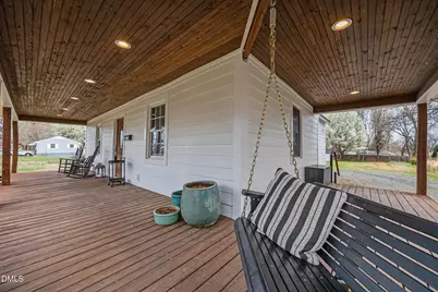 106 W Graham Street, Mebane, NC 27302 - Photo 5