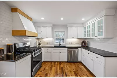 106 W Graham Street, Mebane, NC 27302 - Photo 9