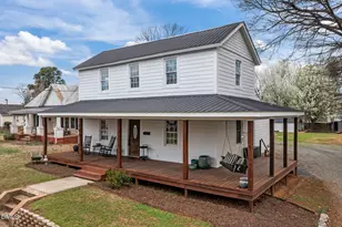 106 W Graham St, Mebane, NC 27302 - Photo 1