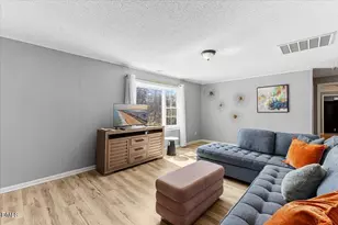 110 Hill St, Hillsborough, NC 27278 - Photo 7