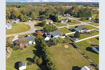 262 River Birch Run, Coats, NC 27521 - Photo 9