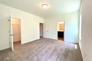 828 Oak Center Dr, Raleigh, NC 27610 - Photo 17