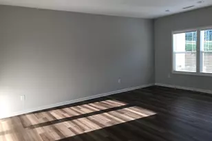 828 Oak Center Dr, Raleigh, NC 27610 - Photo 9