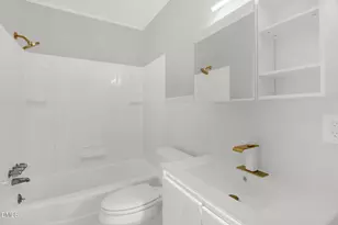 2200 W 3rd St, Siler City, NC 27344 - Photo 25