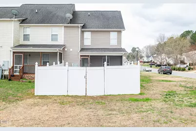 101 Gatwick Court, Clayton, NC 27520 - Photo 5