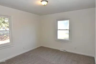 703 W Main Street, Clinton, NC 28328 - Photo 7