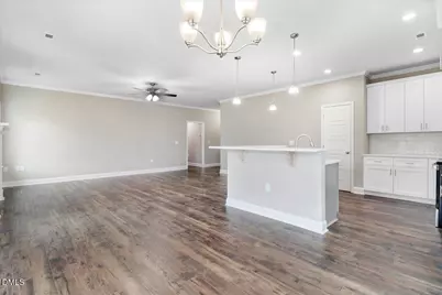 102 Chester Place, Pikeville, NC 27863 - Photo 9